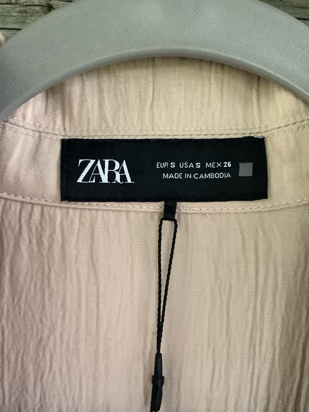Zara Neutral Beige V-Neck Long Sleeve Jumpsuit - Picture 8 of 8